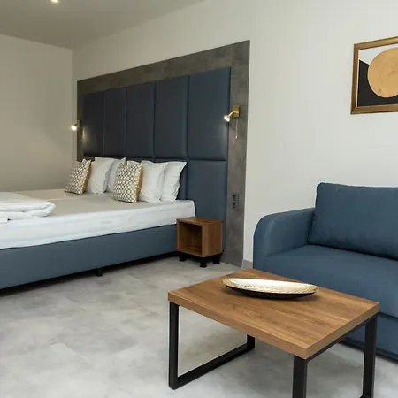 Hotel Trezor *